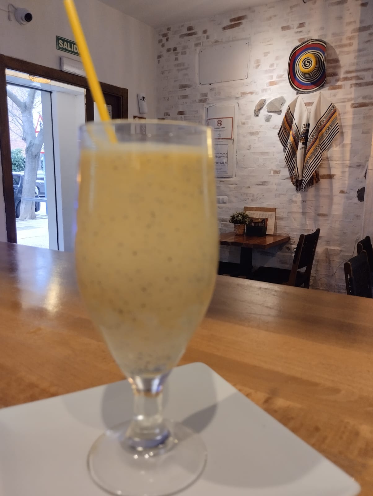 Zumo natural de maracuya con leche condensada - lacosteña.com 